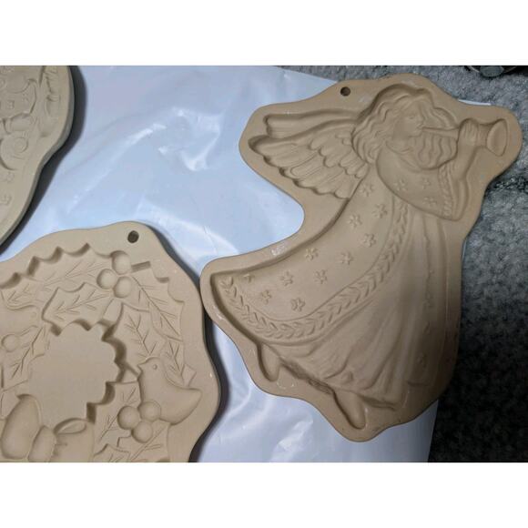 Vintage Brown Bag Cookie Art Molds Stoneware Set Of 3 Angel Wreath - Picture 5 of 8